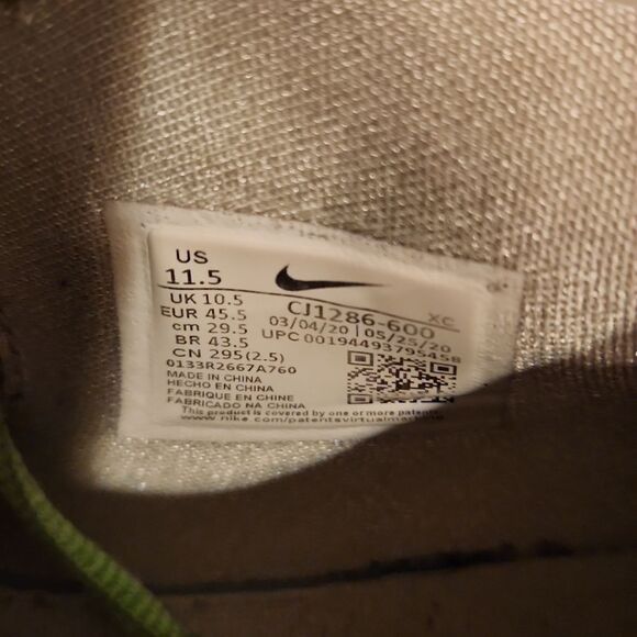 Nike Kyrie 3 Low Tie Dye Shoes 11.5 - Picture 10 of 10